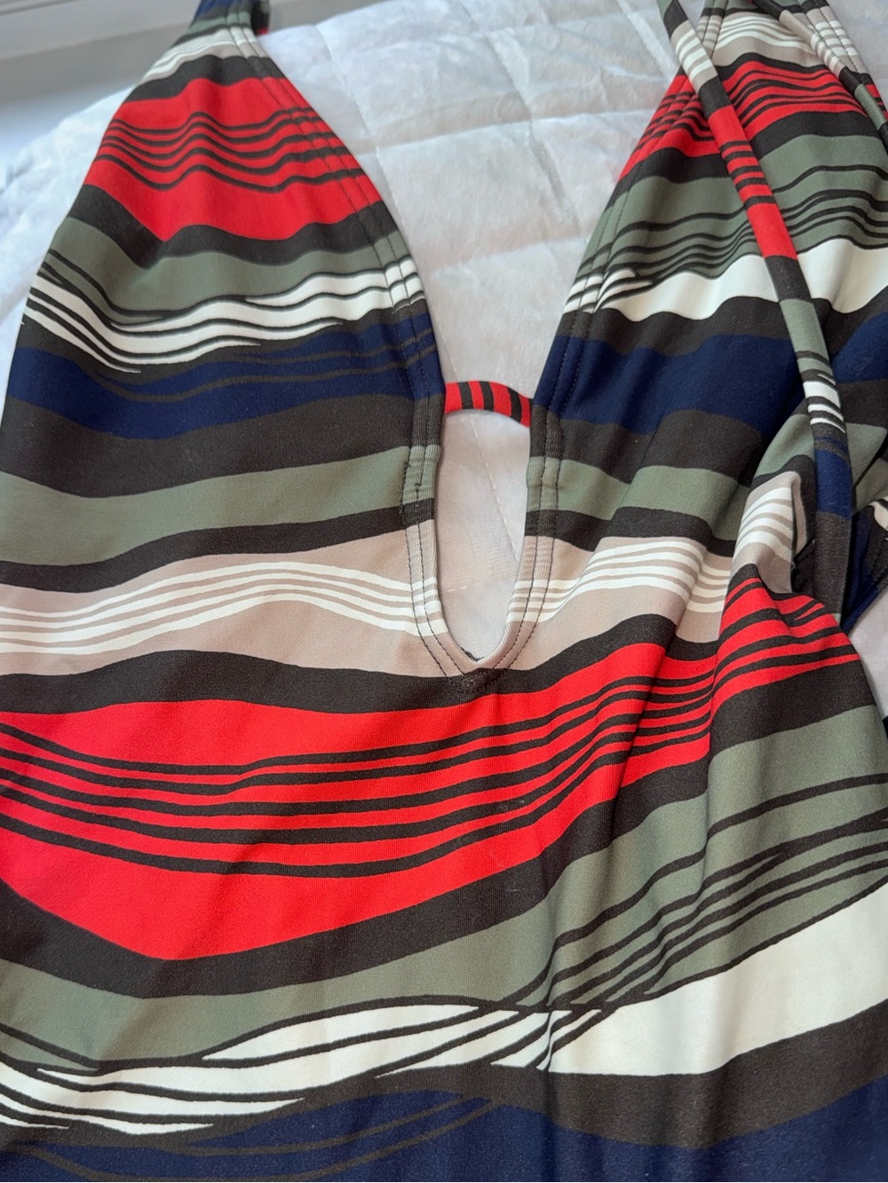 Vince Camuto Plunging V-Neck One-Piece Swimsuit - Picture 10 of 10